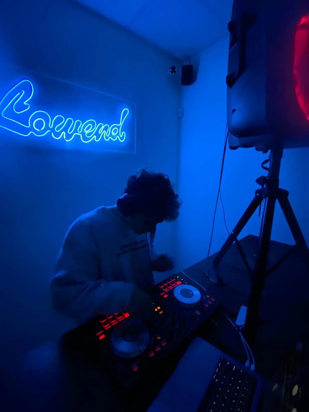 Create Content in Style: Principles for choosing the best  LED Neon Sign for Your Streaming Setup